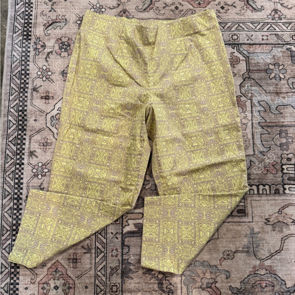 Lime Green Patterned Crop / Capri Pants with Stretch Size 14 by A La Carte
